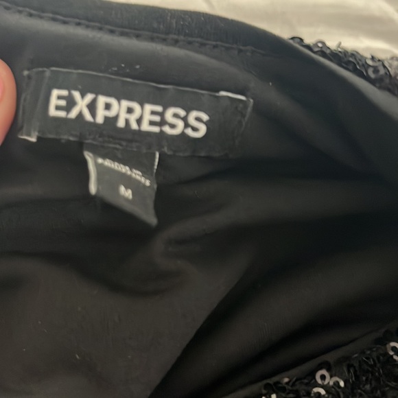 Express - Picture 2 of 5